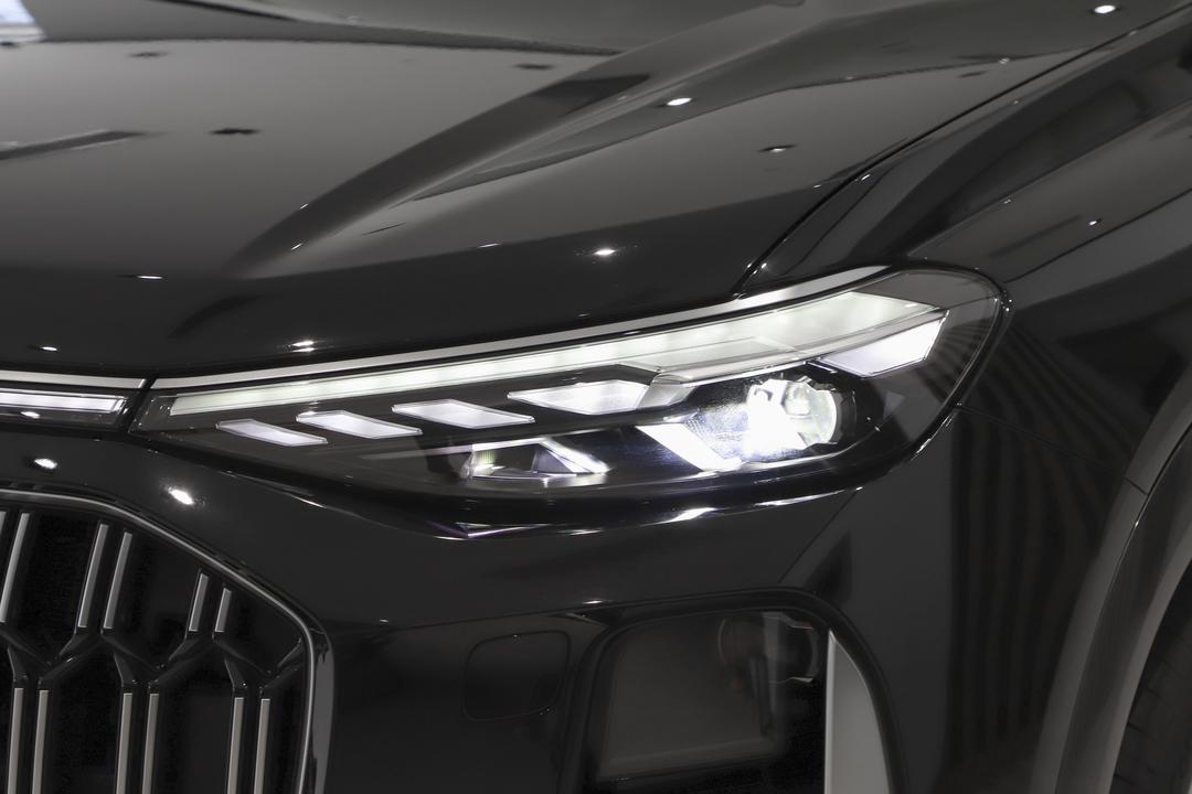 Audi Q6 2026, фото 13