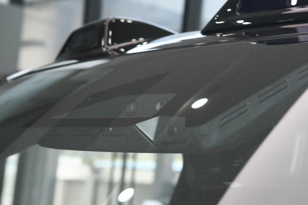 BYD Fangchengbao Leopard 8 2026, фото 15