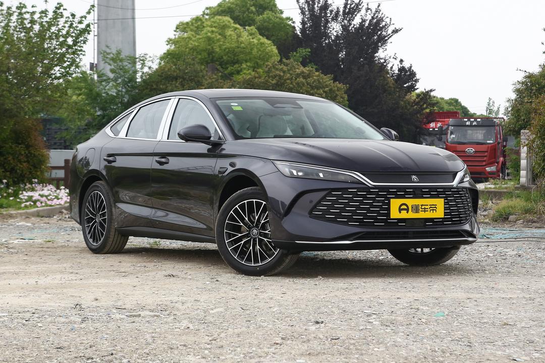 BYD Qin L DM 2026, фото 3