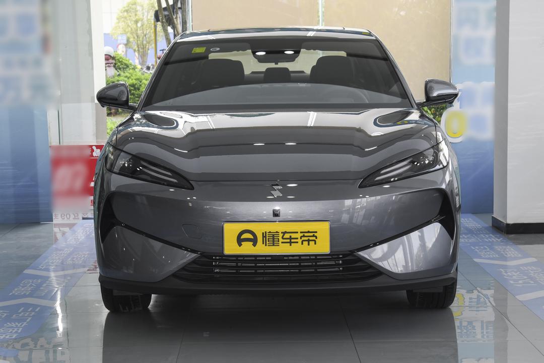 BYD e7 EV 2026, фото 2