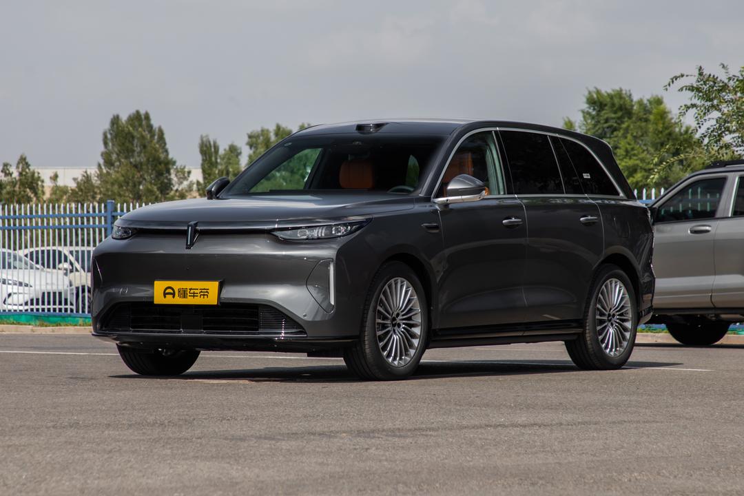WEY V8X PHEV