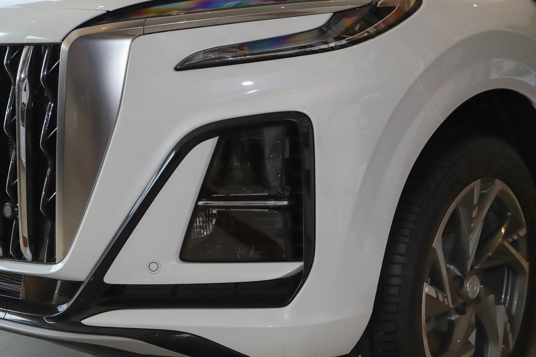 Hongqi HS3 PHEV 2026, фото 12