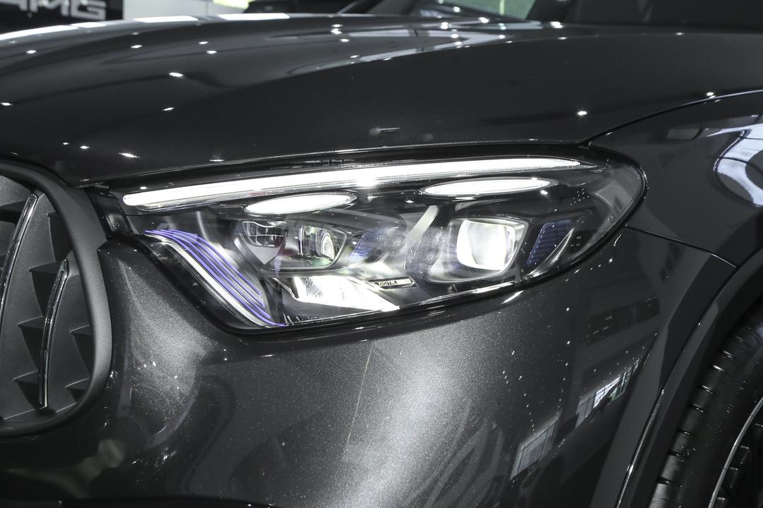 Mercedes-Benz GLC AMG 2026, фото 14