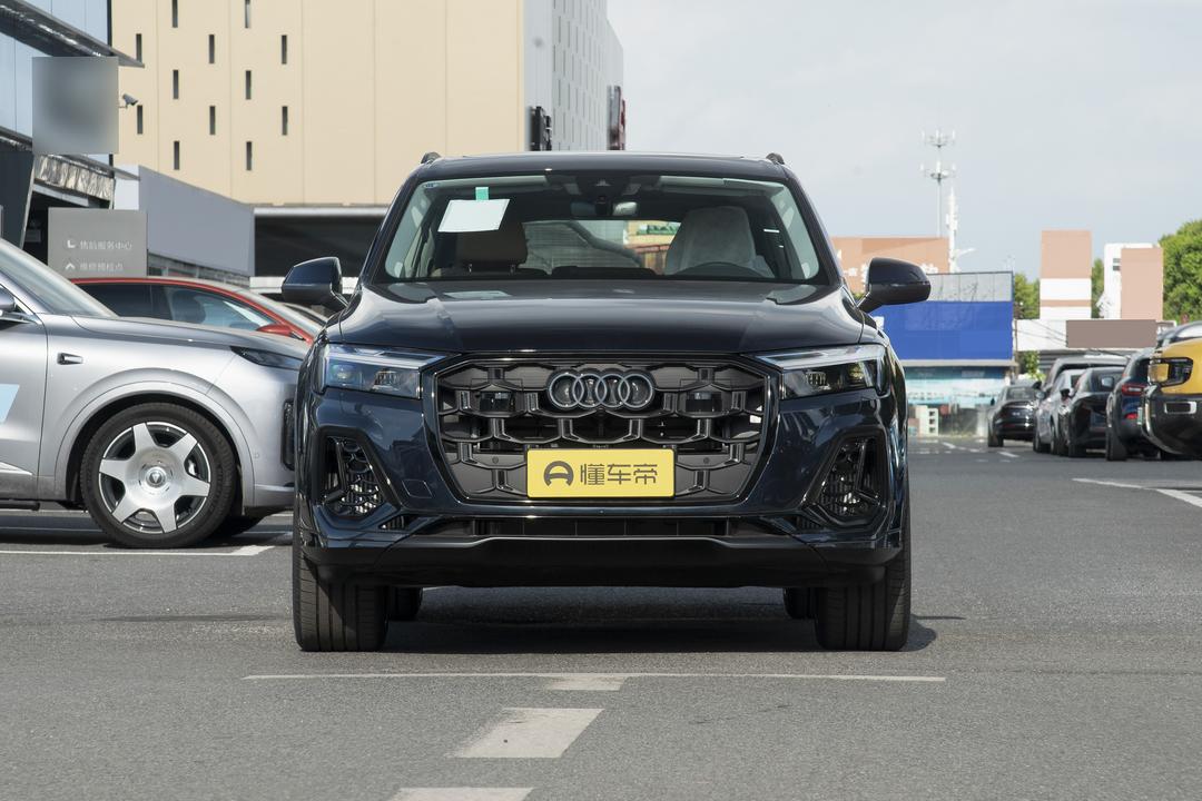 Audi Q7 2026, фото 2