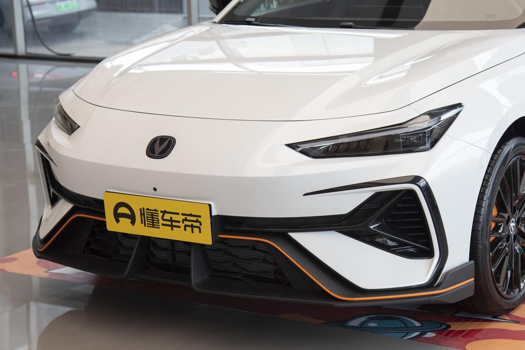 Changan UNI-V 2026, фото 9