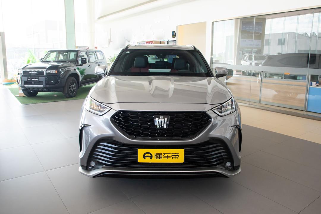 Toyota Crown Kluger 2026, фото 2