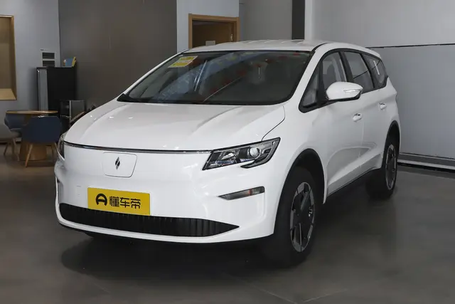Livan 8 2026 — купить из Китая под заказ