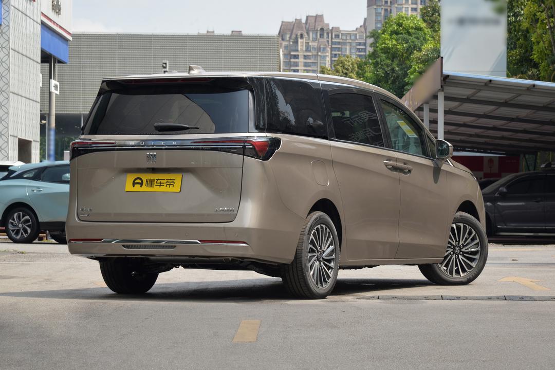 Buick GL8 PHEV 2026, фото 7