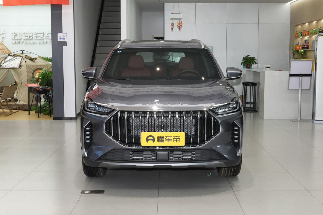 Jetour X70 PLUS 2026, фото 2