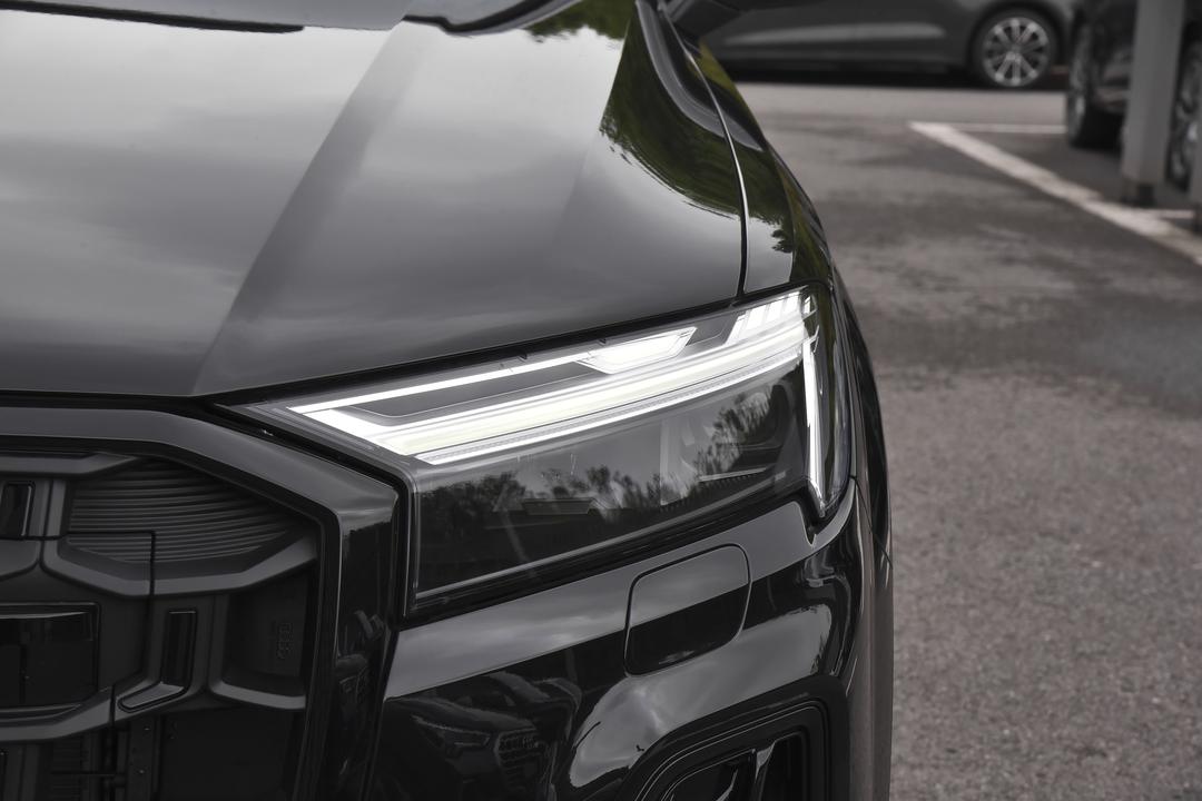 Audi Q7 2026, фото 12
