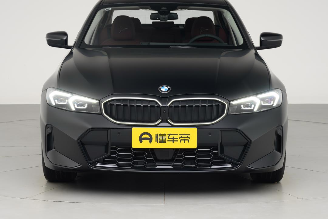 BMW 3 Series 2026, фото 12