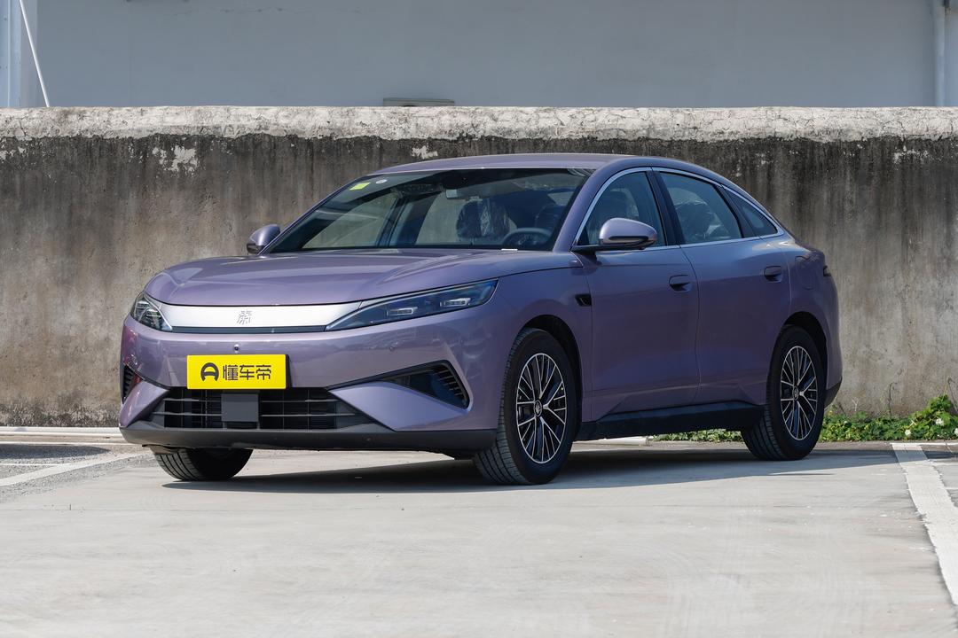 BYD Qin MAX DM 2026, фото 1