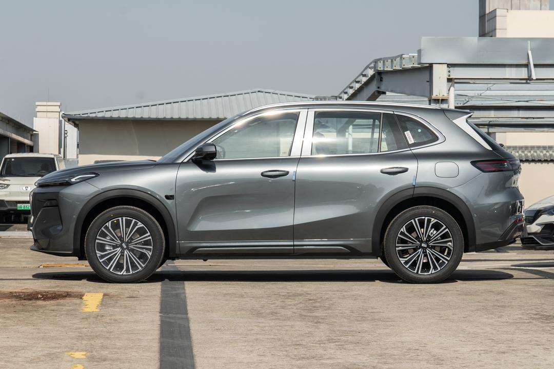 Geely Starship 7 EM-i 2026, фото 4