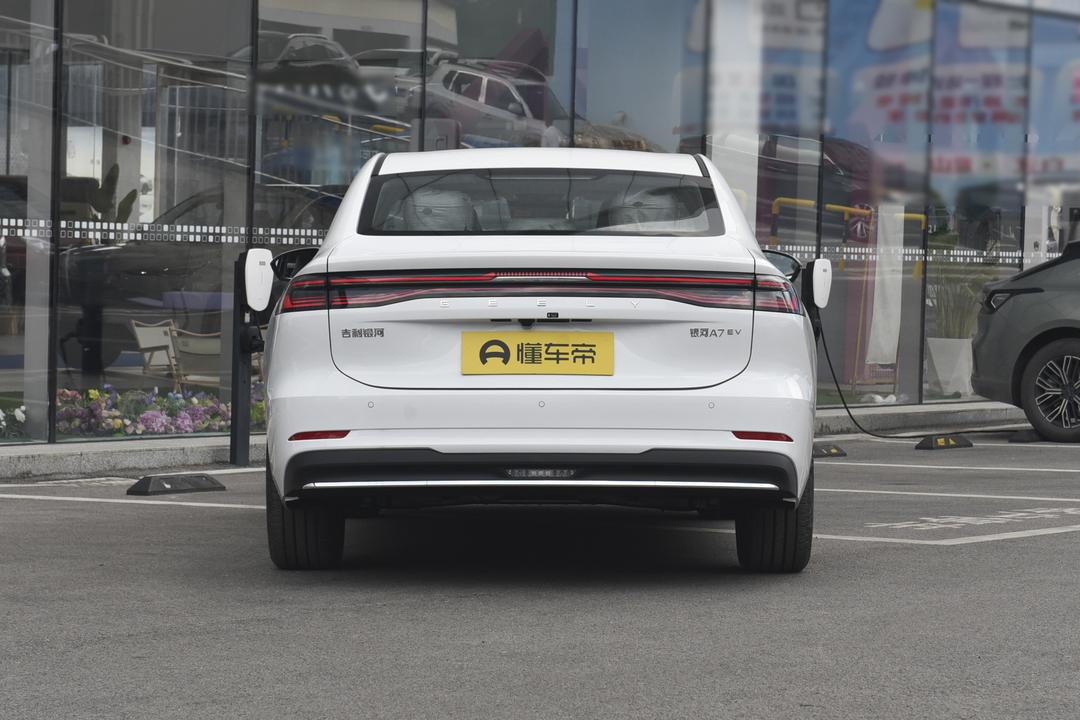 Geely A7 EV 2026, фото 6