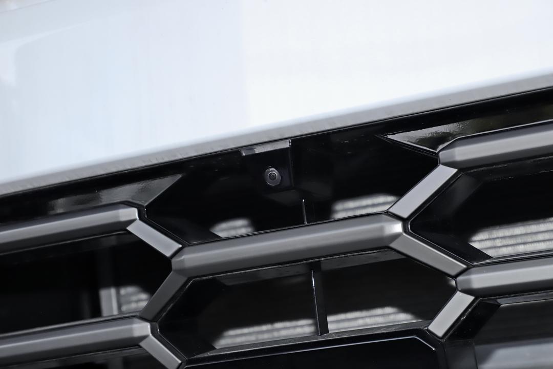 Dongfeng Zhengzhou Z9 GE PHEV 2026, фото 14