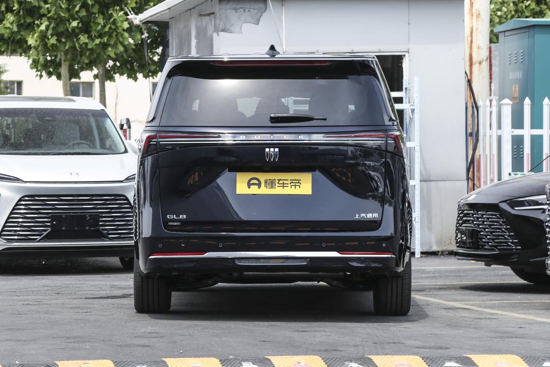 Buick GL8 PHEV 2026, фото 6