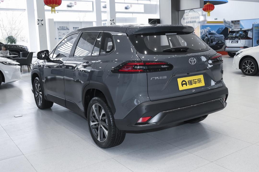 Toyota Frontlander 2026, фото 5