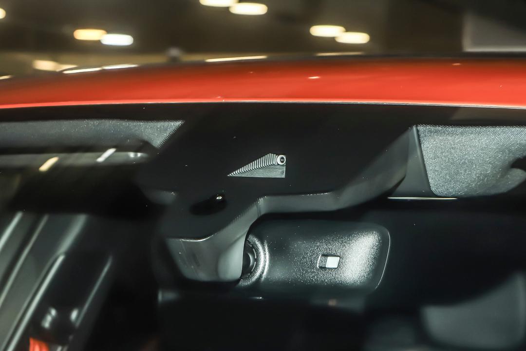 Porsche Macan 2026, фото 15
