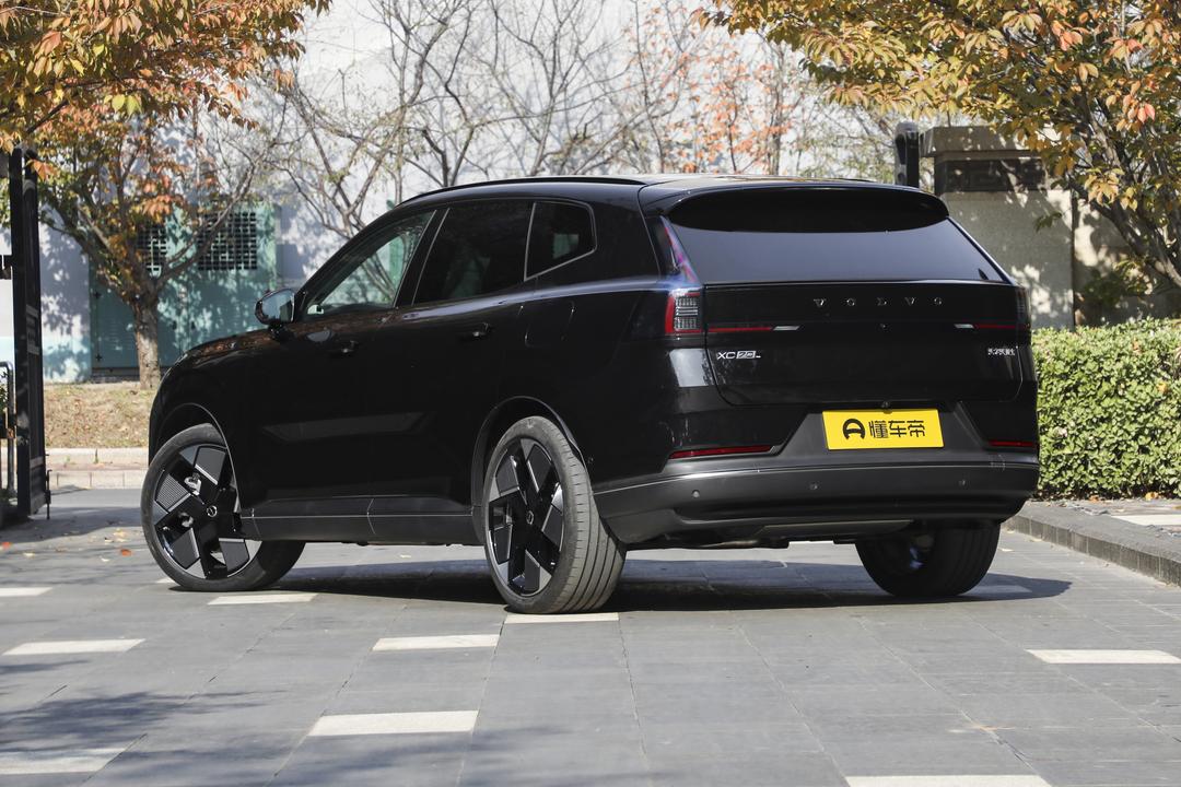 Volvo XC70 2026, фото 5