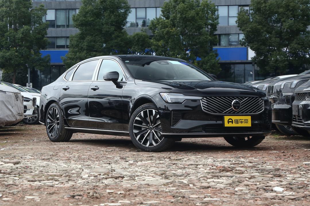 Volvo S90 2026, фото 3