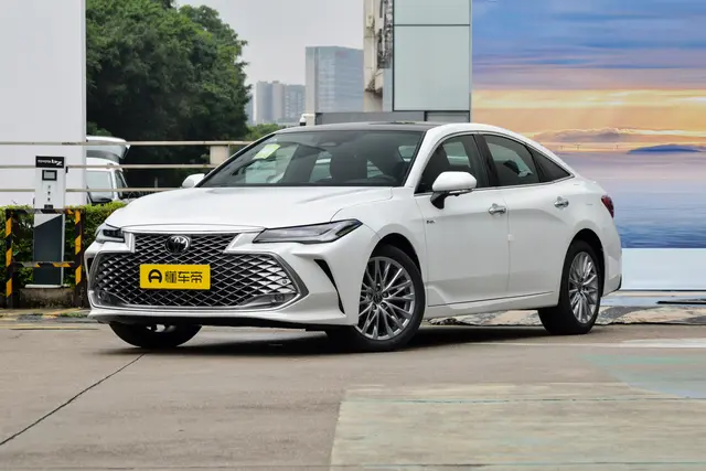 Toyota Avalon 2026 — купить из Китая под заказ
