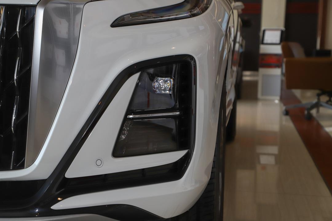 Hongqi HS3 PHEV 2026, фото 10