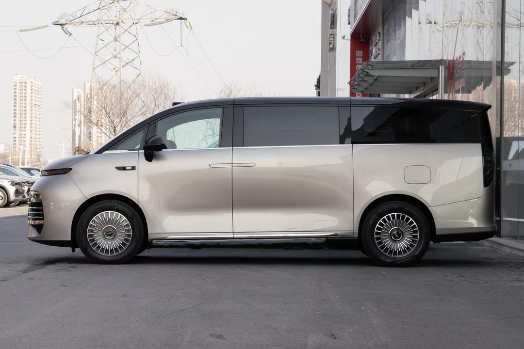 Geely V900 2026, фото 4