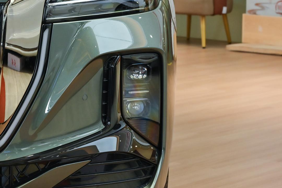 Hongqi H9 2026, фото 11
