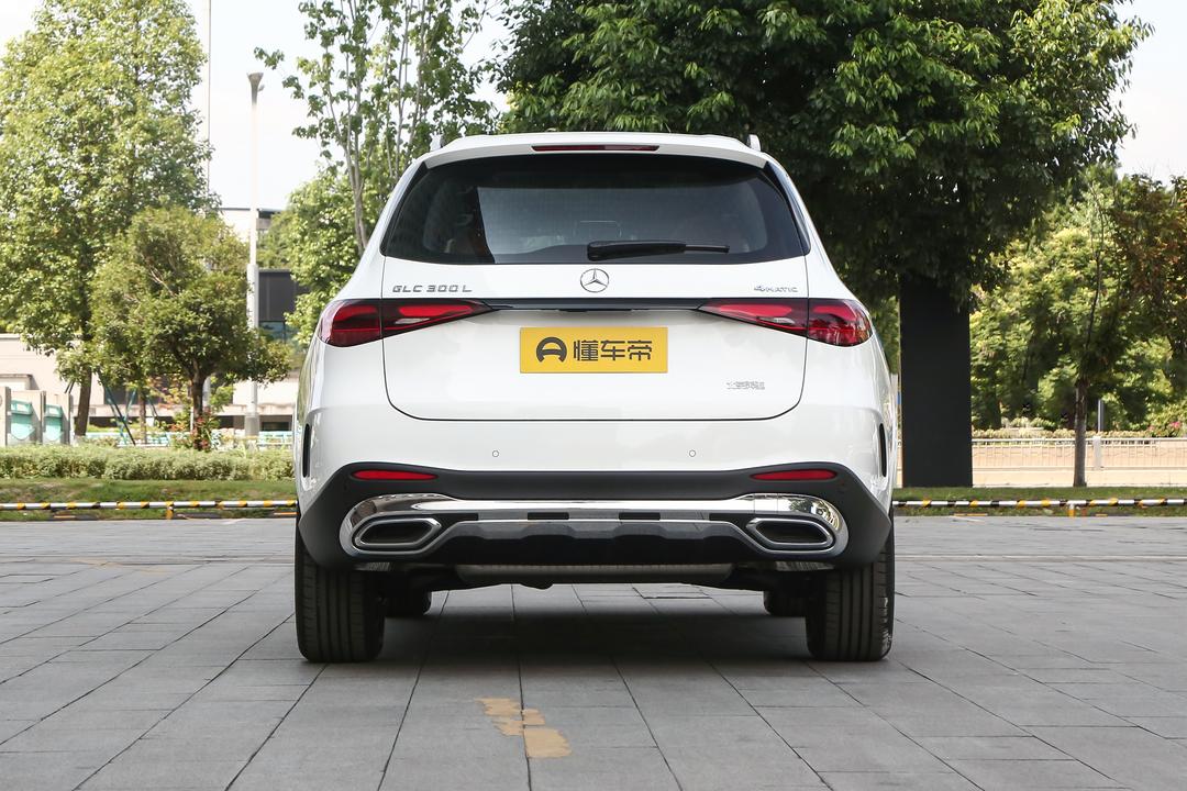Mercedes-Benz GLC-Class 2026, фото 6