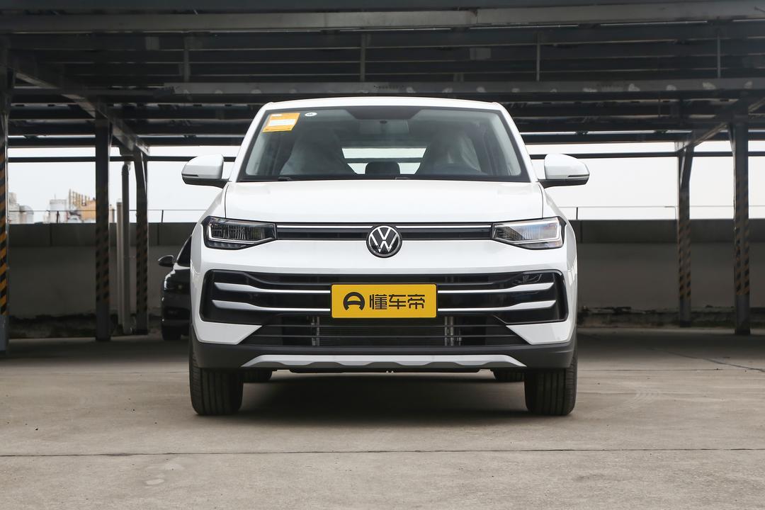 Volkswagen Tharu 2026, фото 2