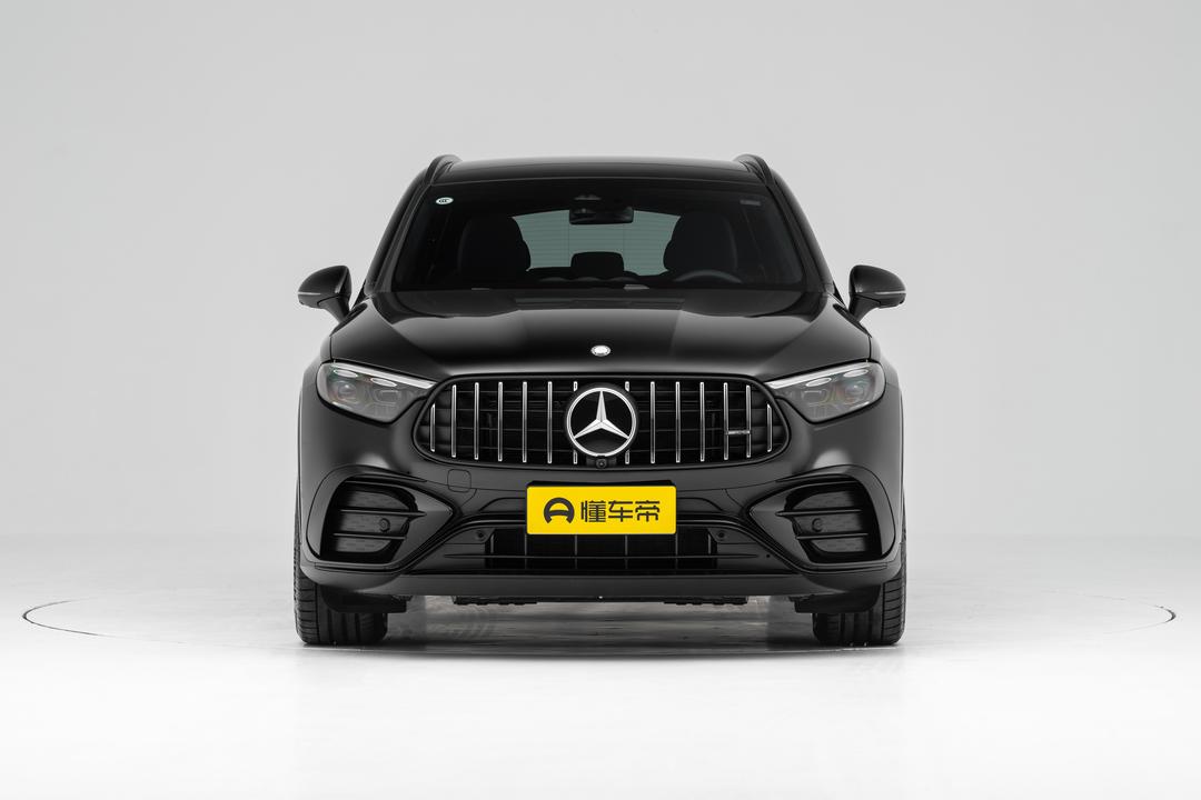 Mercedes-Benz GLC AMG 2026, фото 2