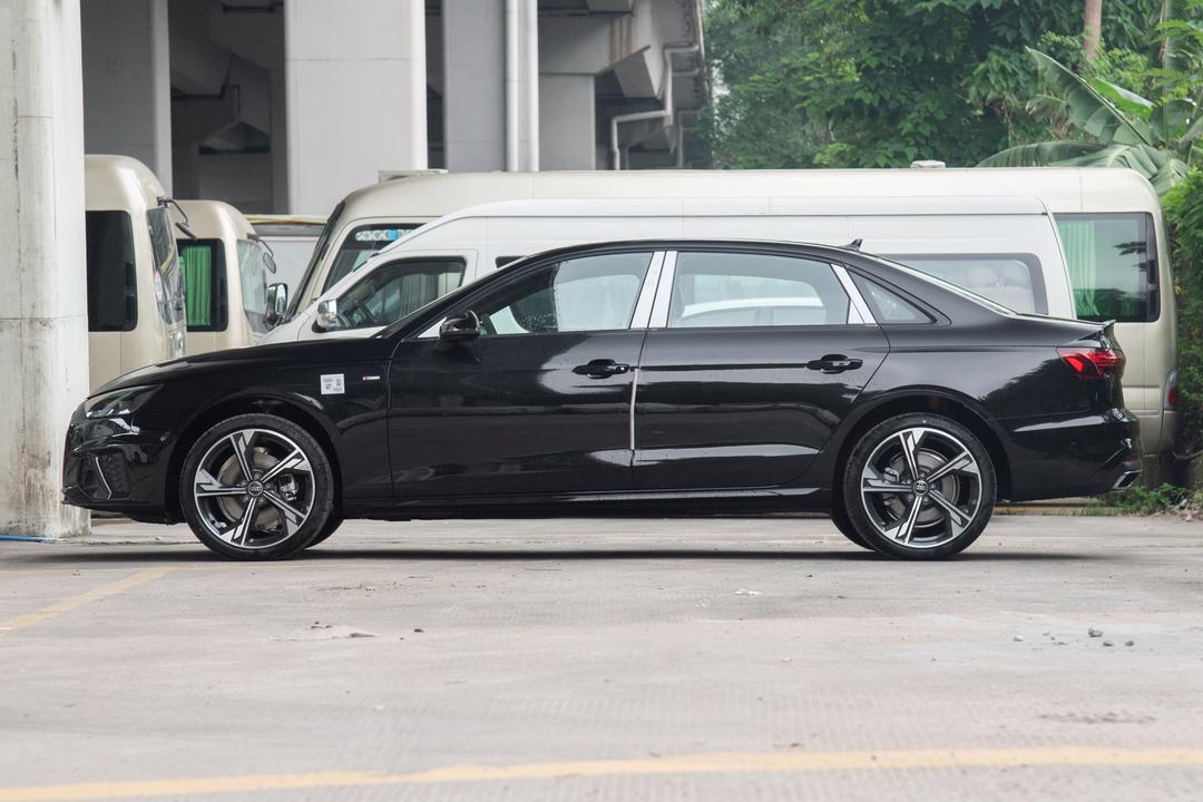 Audi A4L 2026, фото 4