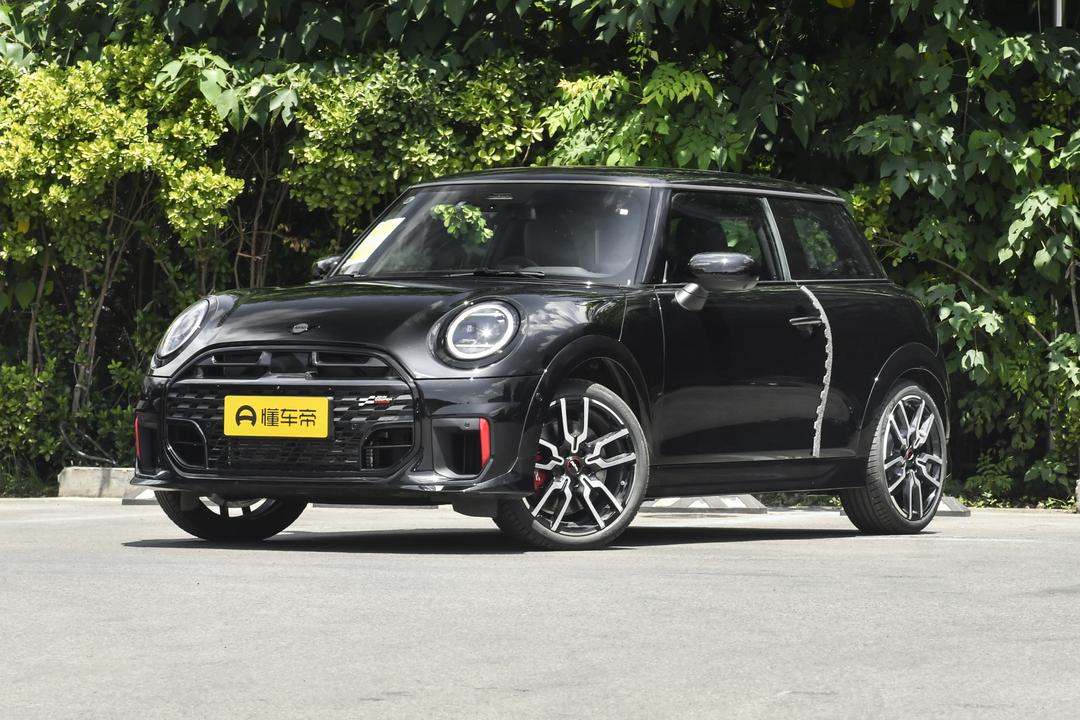 MINI JCW 2026, фото 1
