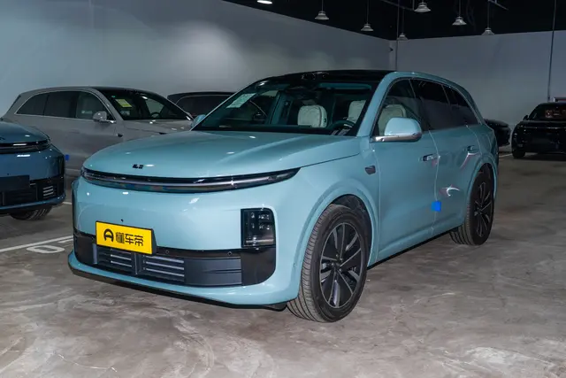Li Auto L6 2026 — купить из Китая под заказ