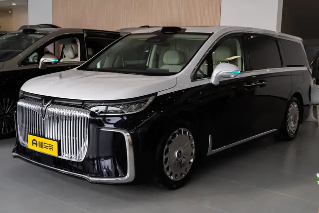 Voyah Dream PHEV 2026 — купить из Китая под заказ