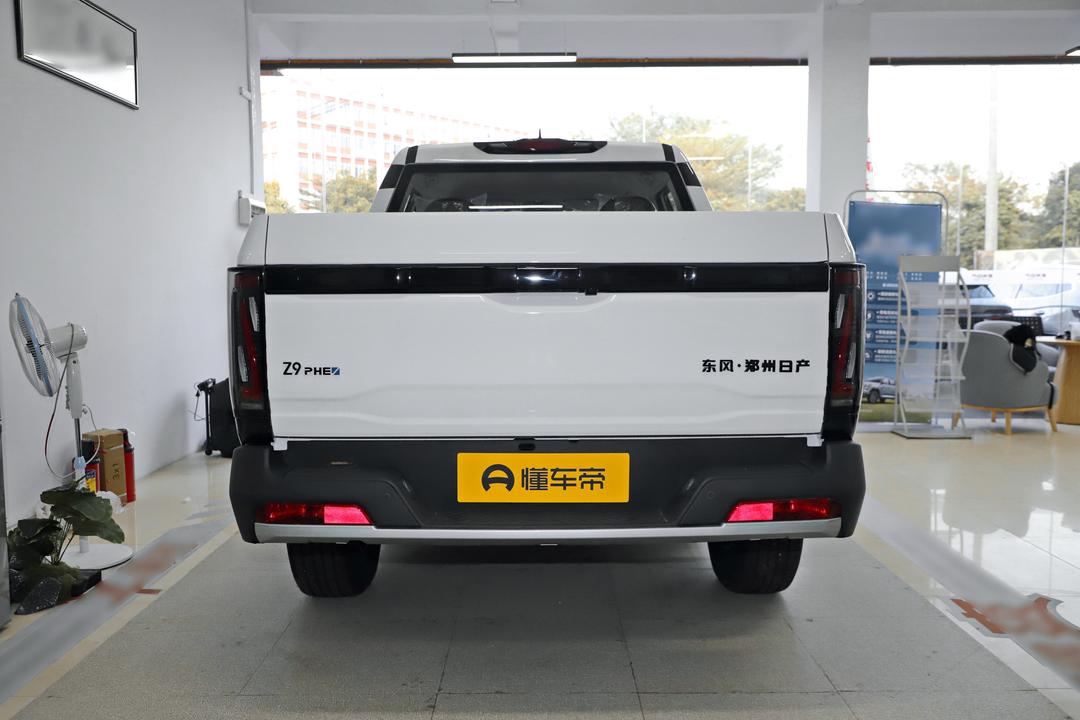 Dongfeng Zhengzhou Z9 GE PHEV 2026, фото 5