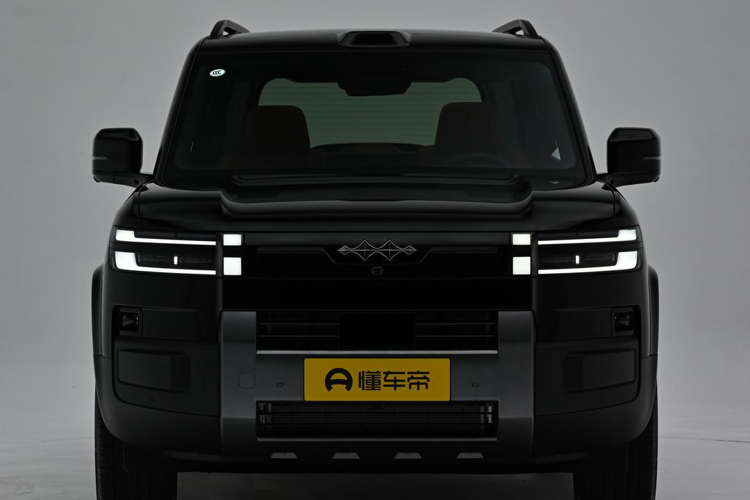 BYD Titan 7 PHEV 2026, фото 12