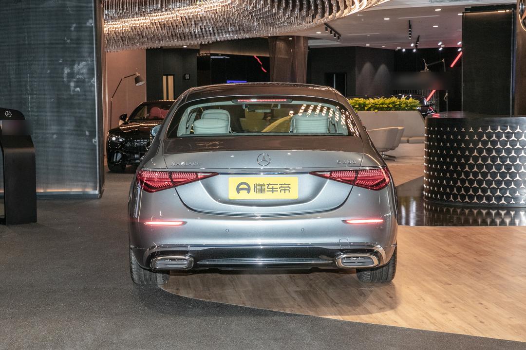 Mercedes-Benz Maybach S-Class 2026, фото 4