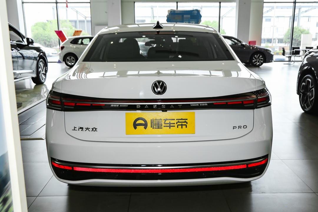Volkswagen Passat 2026, фото 6