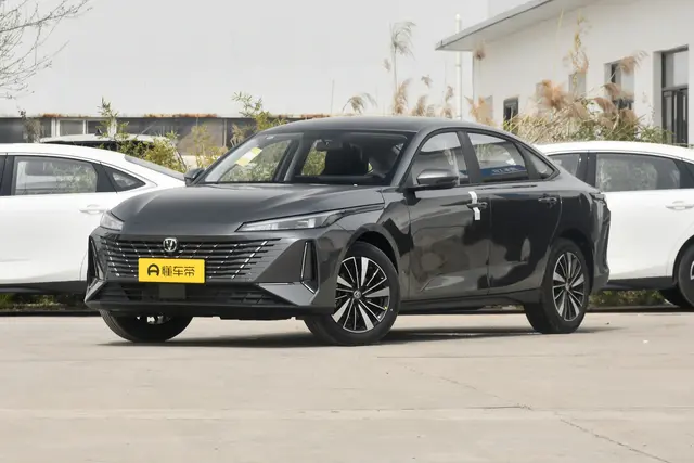 Changan Eado PHEV 2026 — купить из Китая под заказ