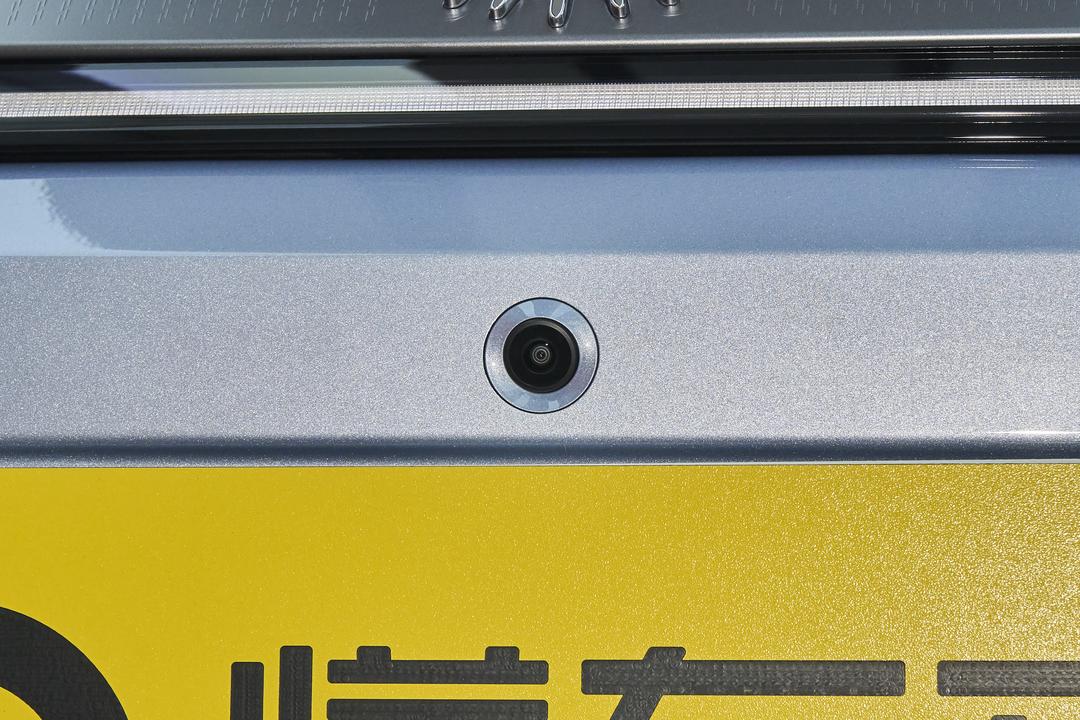 BYD Qin L EV 2026, фото 15