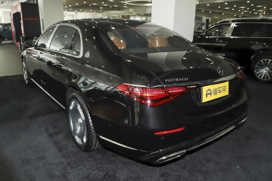 Mercedes-Benz Maybach S-Class 2026, фото 5