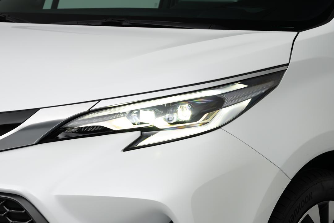 Toyota Granvia 2026, фото 14