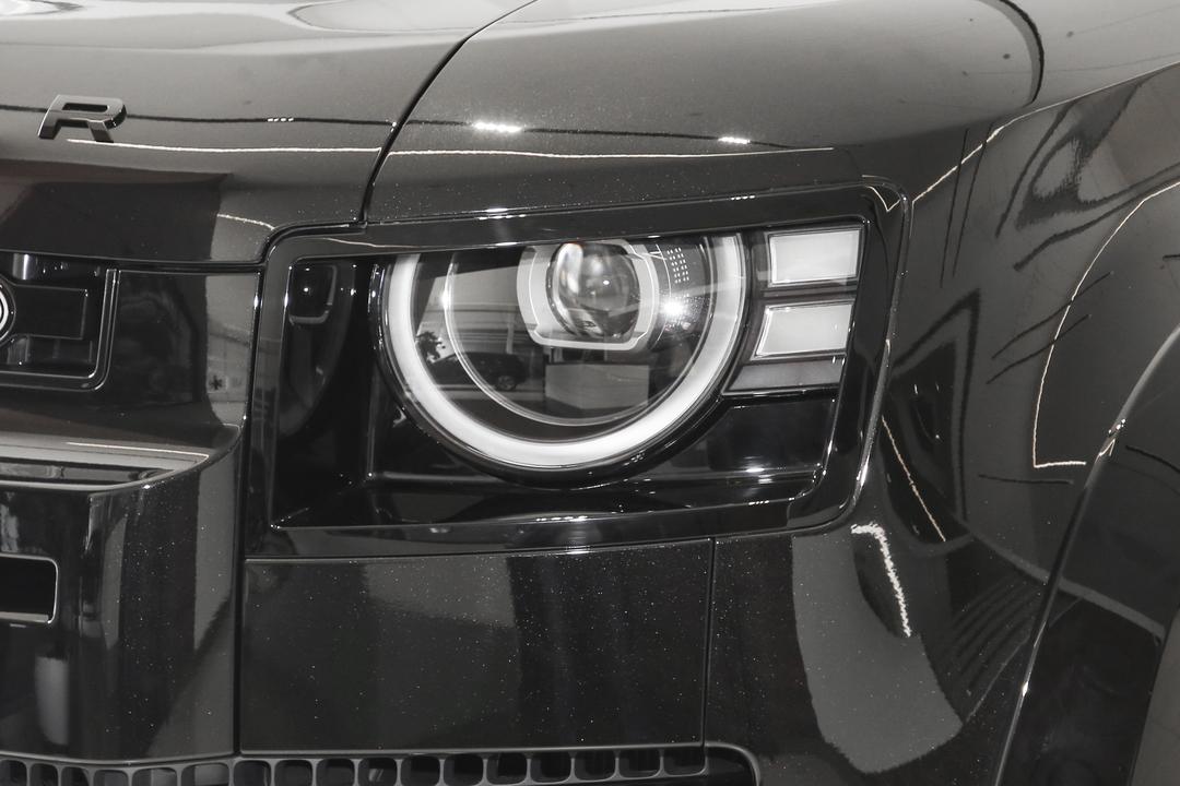 Land Rover Defender 2026, фото 13