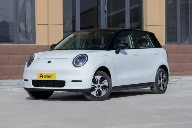 JAC Yiwei 3 2026 — купить из Китая под заказ
