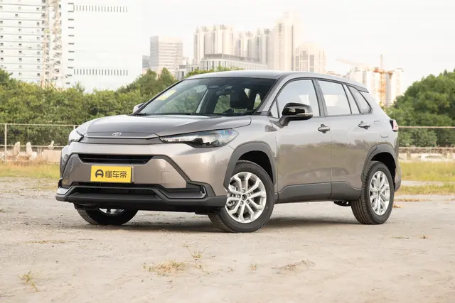 Toyota Frontlander 2026 — купить из Китая под заказ
