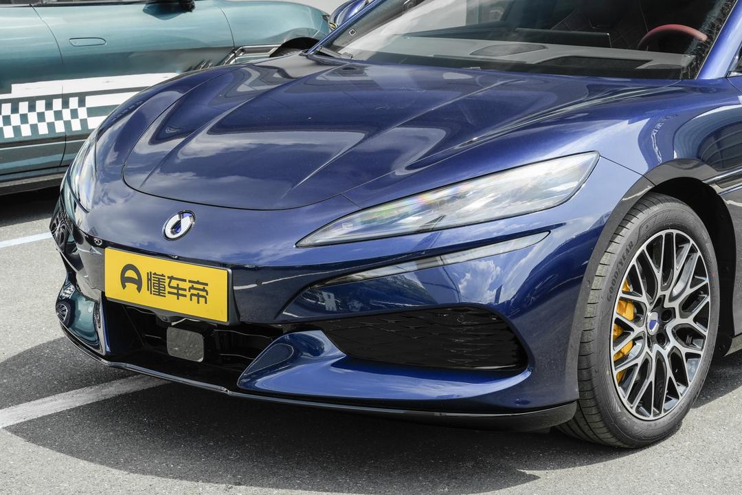 Denza Z9GT EV 2026, фото 9