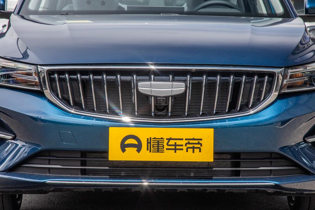 Geely Emgrand 2026, фото 10