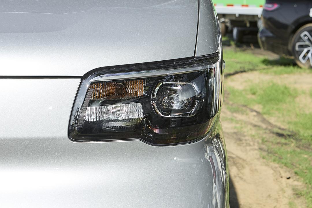 Wuling Zhiguang EV 2026, фото 11
