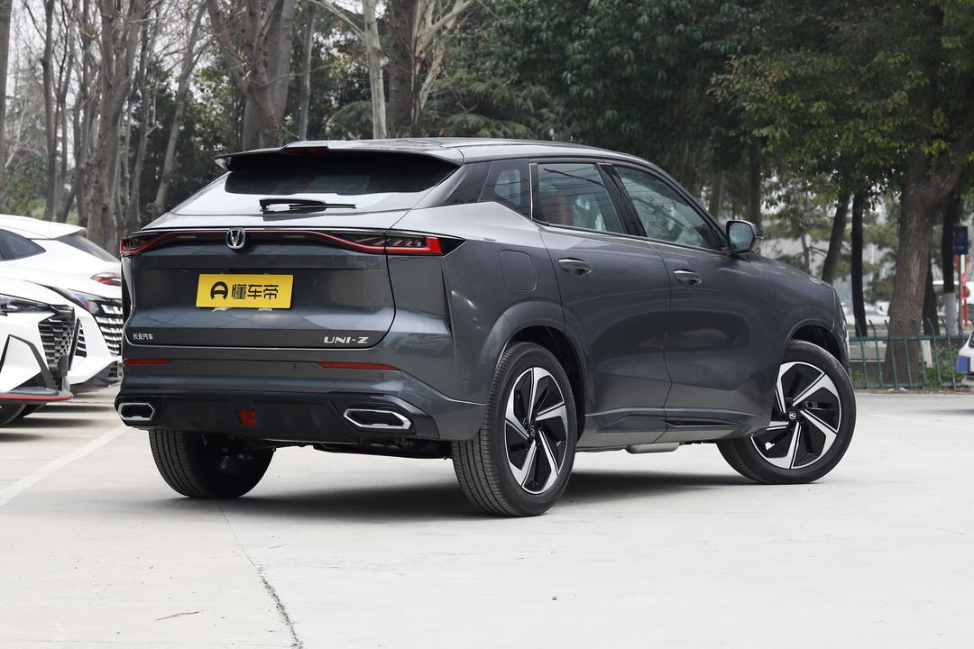 Changan UNI-Z PHEV 2026, фото 7